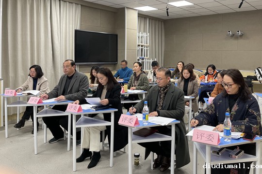 本次比赛邀请了校党委崔琪书记、孙荣宝副校长、姜峰副校长以及各系部德育负责人担任评委