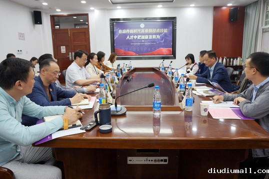 学校接受市委组织部教育系统党建工作督查调研